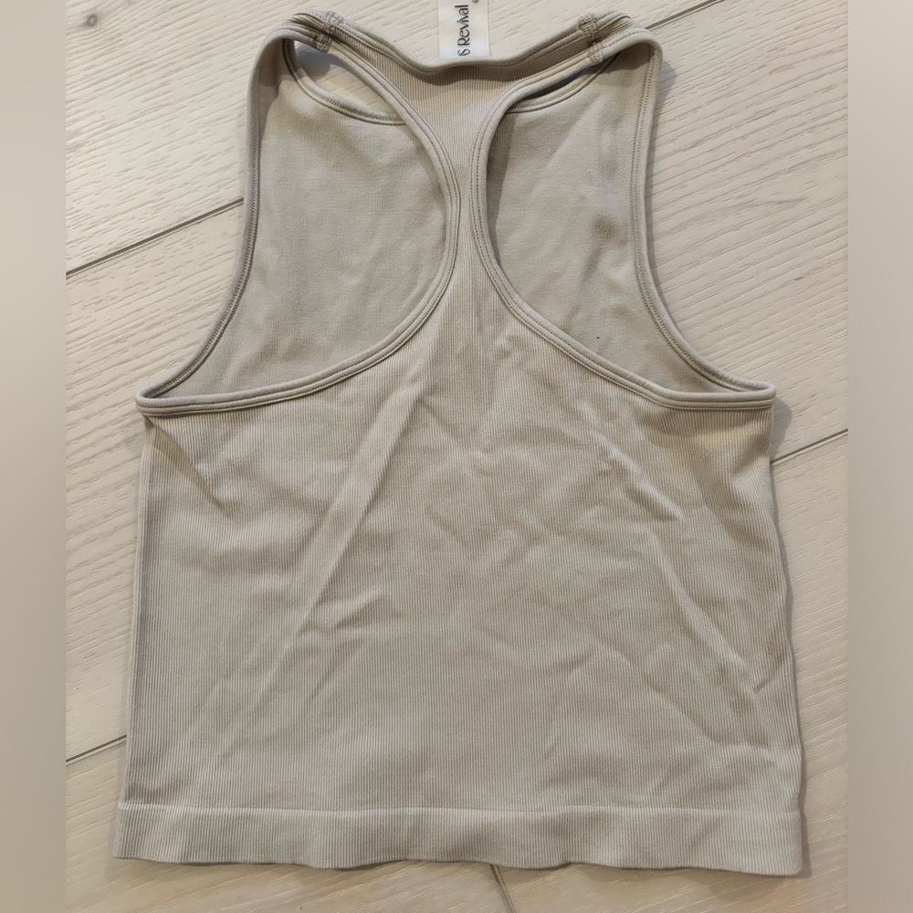 Aritzia Basic Tank - image 2